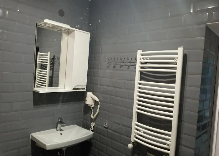 в центре на другетов Apartment *
